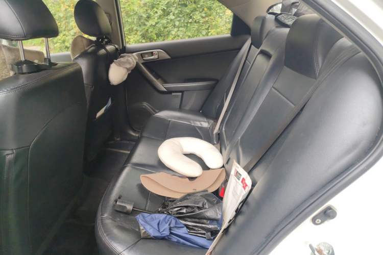 Used Kia Forte 2011 1.6L AT Premium Left Rear Seat