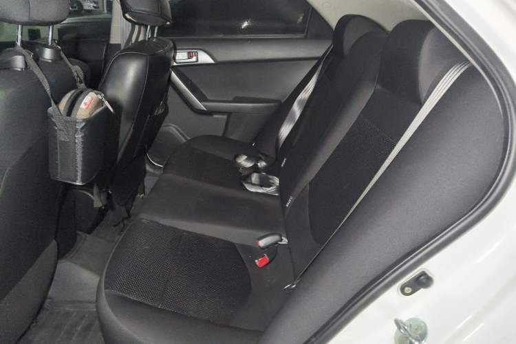 Used Kia Forte 2011 1.6L AT GL Left Rear Seat