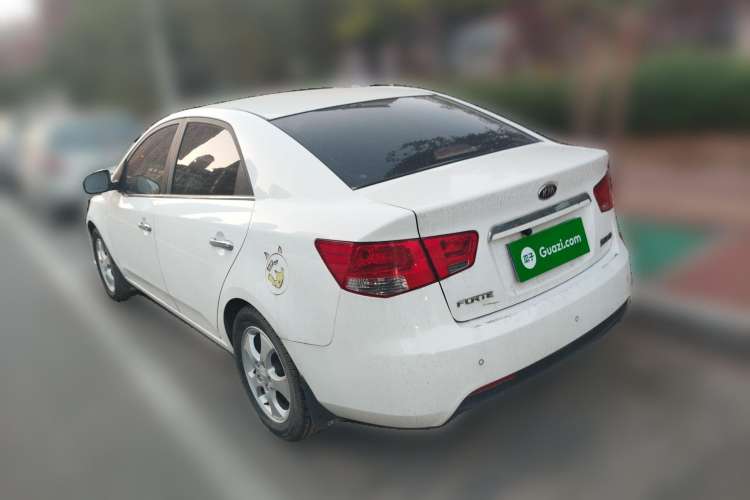 Used Kia Forte 2011 1.6L AT GLS Rear Left 45 Deg