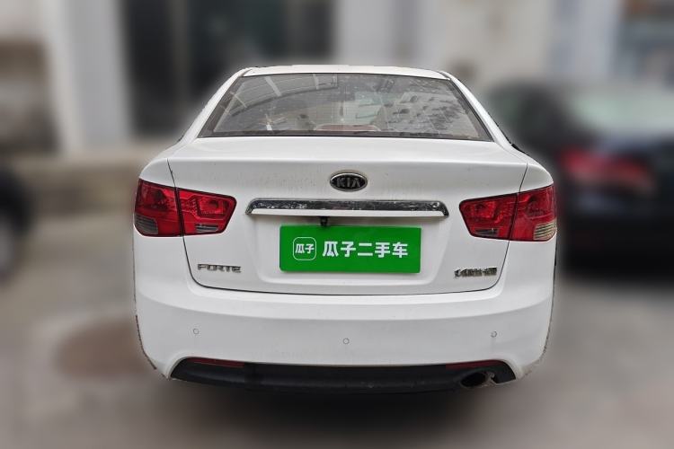 Used Kia Forte 2011 1.6L AT Premium Rear