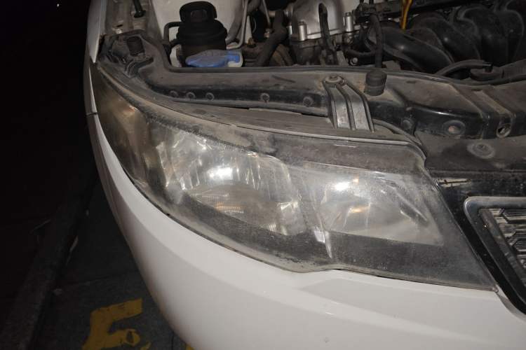 Used Kia Forte 2011 1.6L AT Premium Right Front Headlight