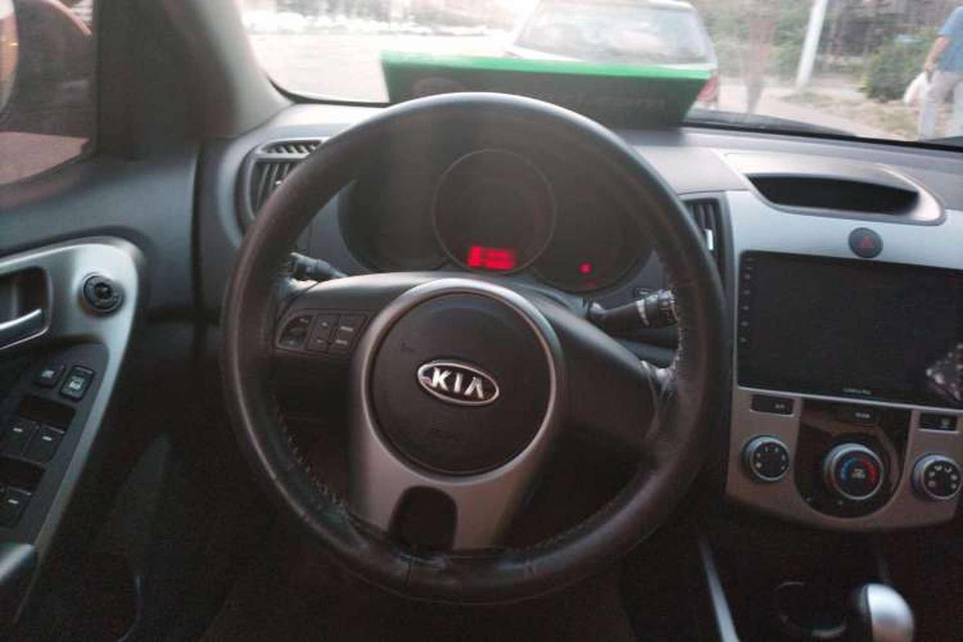 Used Kia Forte 2011 1.6L AT GLS Steering Wheel