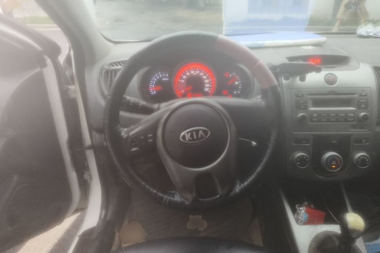 Used Kia Forte 2011 1.6L MT GLS Steering Wheel