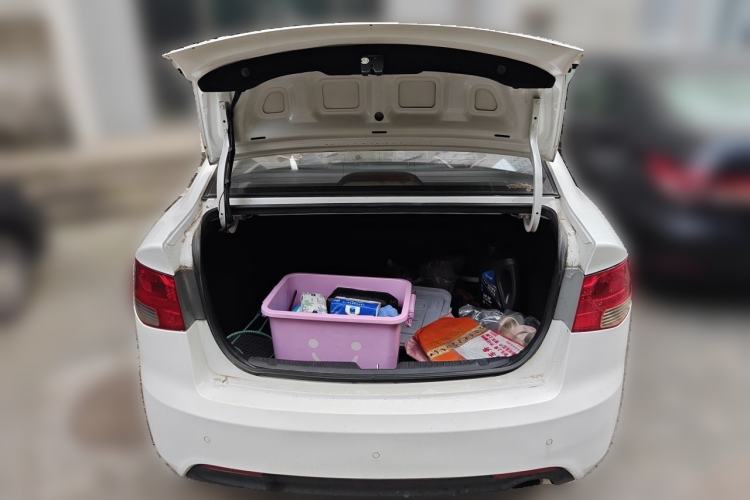 Used Kia Forte 2011 1.6L AT Premium Trunk