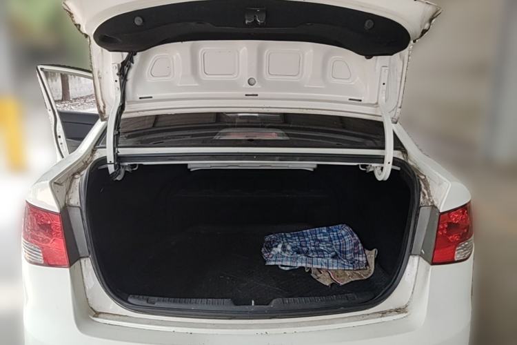 Used Kia Forte 2011 1.6L MT GLS Trunk