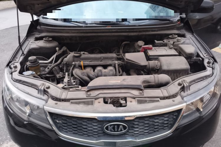 Used Kia Forte 2012 1.6L MT GL Commemorative Edition Engine Bay
