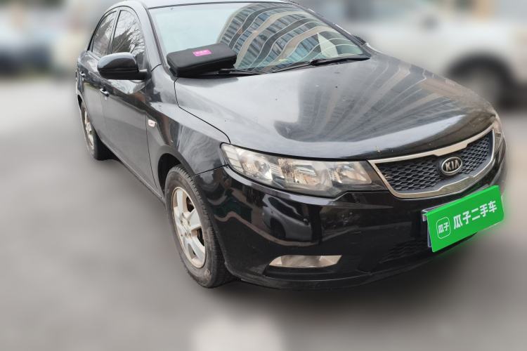 Used Kia Forte 2012 1.6L MT GL Commemorative Edition Front Right 45 Deg