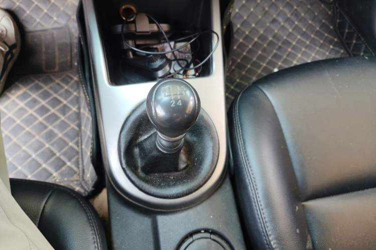 Used Kia Forte 2012 1.6L MT GL Commemorative Edition Gear Lever