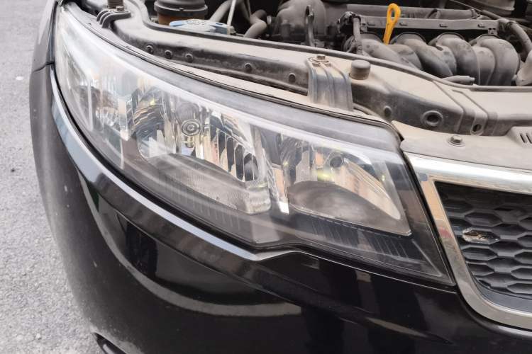Used Kia Forte 2012 1.6L MT GL Commemorative Edition Right Front Headlight