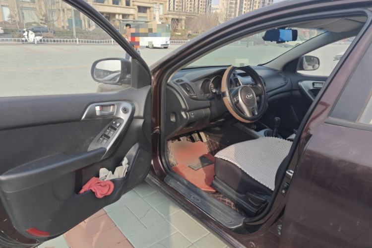 Used Kia Forte 2012 1.6L MT GL Commemorative Edition Driver Seat