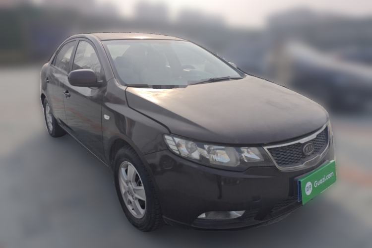 Used Kia Forte 2012 1.6L MT GL Commemorative Edition Front Right 45 Deg