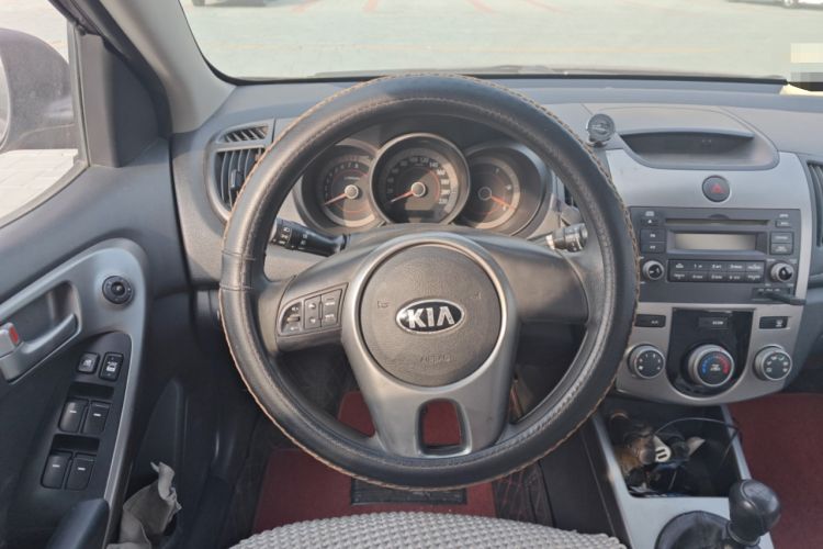 Used Kia Forte 2012 1.6L MT GL Commemorative Edition Steering Wheel
