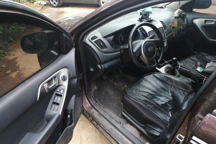 Used Kia Forte 2012 1.6L MT GL Commemorative Edition Driver Seat
