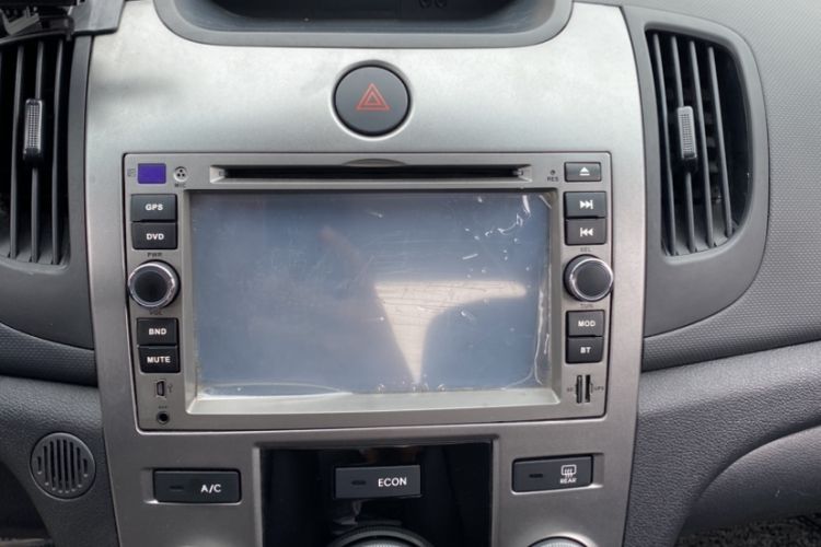 Used Kia Forte 2012 1.6L AT GL Commemorative Edition Audio And AC Panel