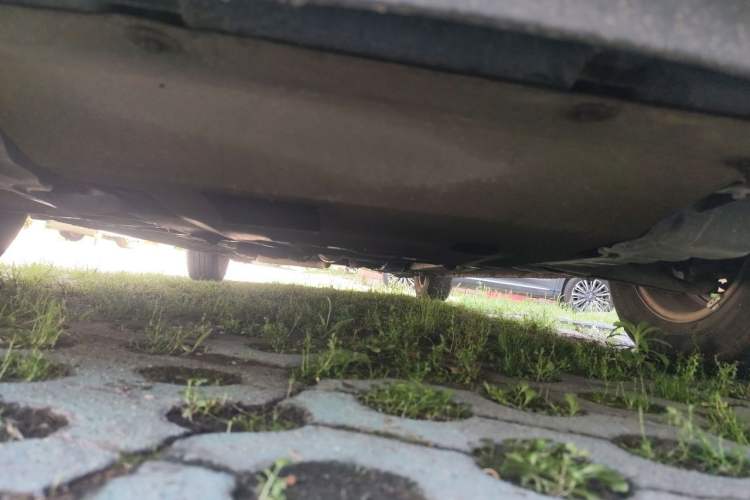 Used Kia Forte 2012 1.6L MT GL Commemorative Edition Chassis Front