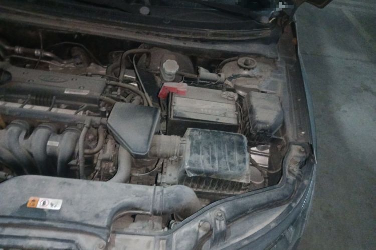 Used Kia Forte 2012 1.6L MT GL Commemorative Edition Engine Bay Left