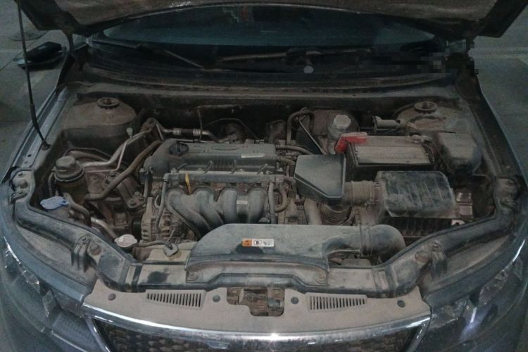 Used Kia Forte 2012 1.6L MT GL Commemorative Edition Engine Bay
