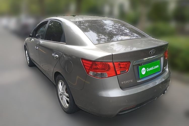 Used Kia Forte 2012 1.6L AT Premium Commemorative Edition Exterior 3