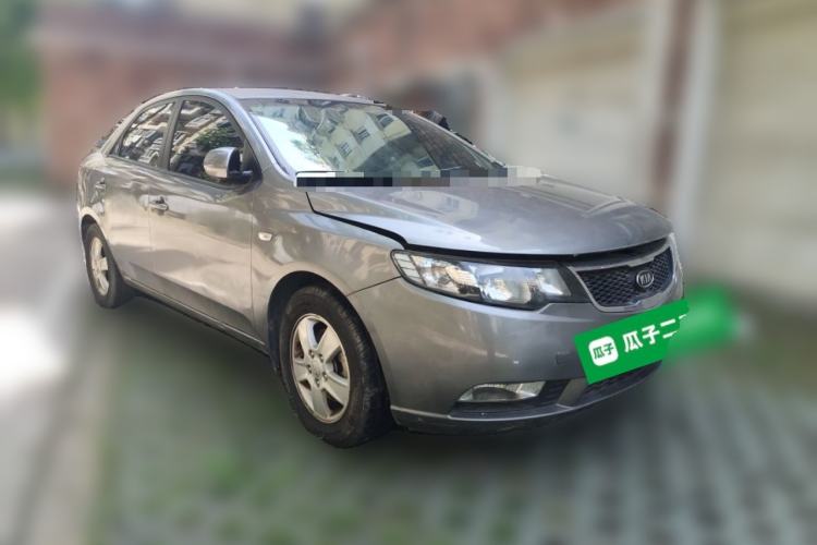 Used Kia Forte 2012 1.6L MT GL Commemorative Edition Front Right 45 Deg