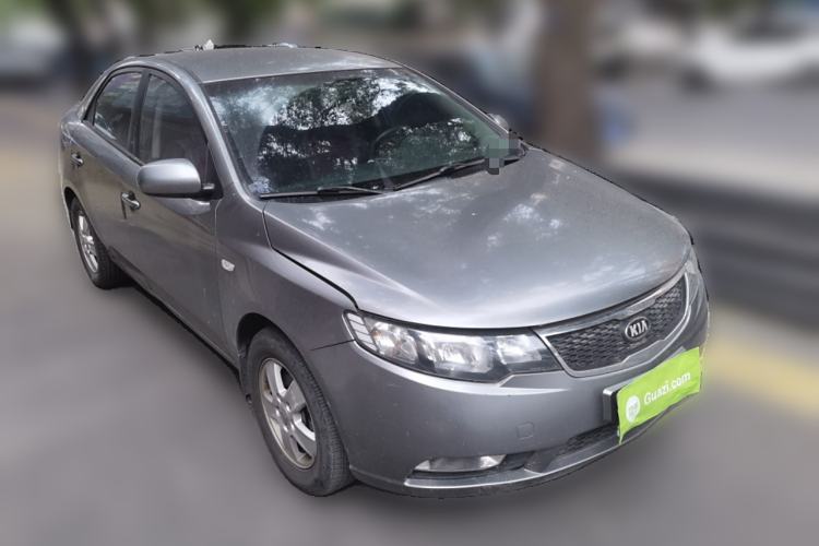 Used Kia Forte 2012 1.6L MT GL Commemorative Edition Front Right 45 Deg
