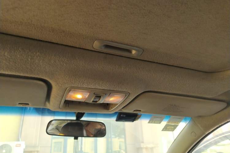 Used Kia Forte 2012 1.6L MT GLS Commemorative Edition Headliner