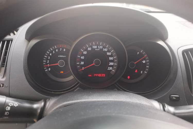 Used Kia Forte 2012 1.6L MT GL Commemorative Edition Instrument Cluster