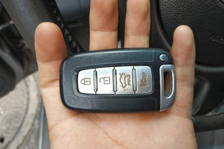 Used Kia Forte 2012 1.6L AT Premium Commemorative Edition Interior 1