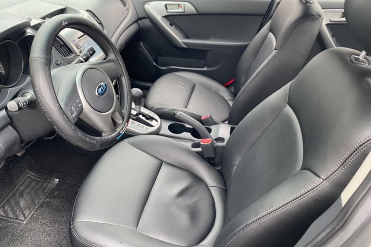 Used Kia Forte 2012 1.6L AT GL Commemorative Edition Left Front Seat
