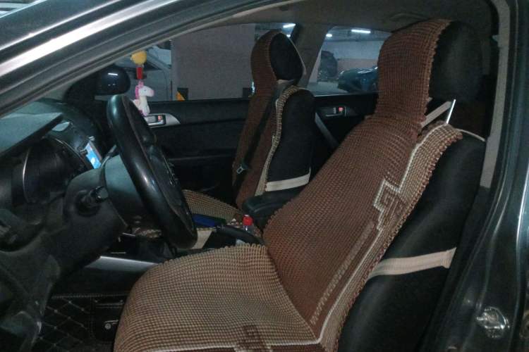 Used Kia Forte 2012 1.6L MT GL Commemorative Edition Left Front Seat