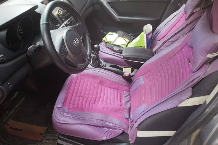 Used Kia Forte 2012 1.6L MT GL Commemorative Edition Left Front Seat