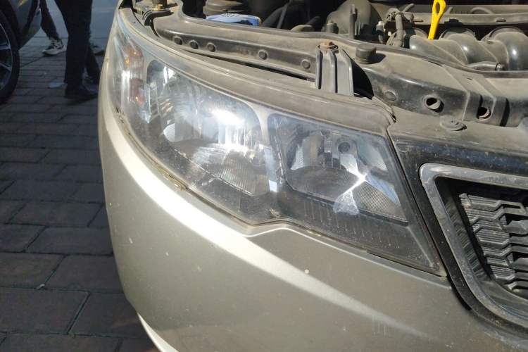 Used Kia Forte 2012 1.6L MT GLS Commemorative Edition Right Front Headlight