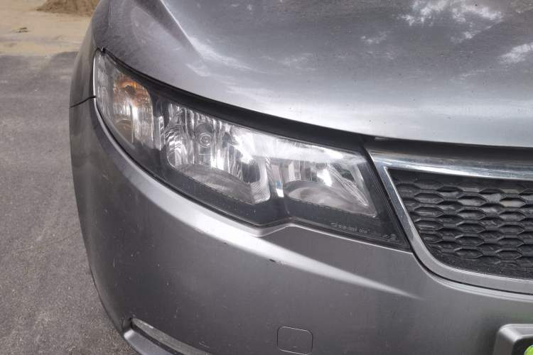 Used Kia Forte 2012 1.6L MT GL Commemorative Edition Right Front Headlight