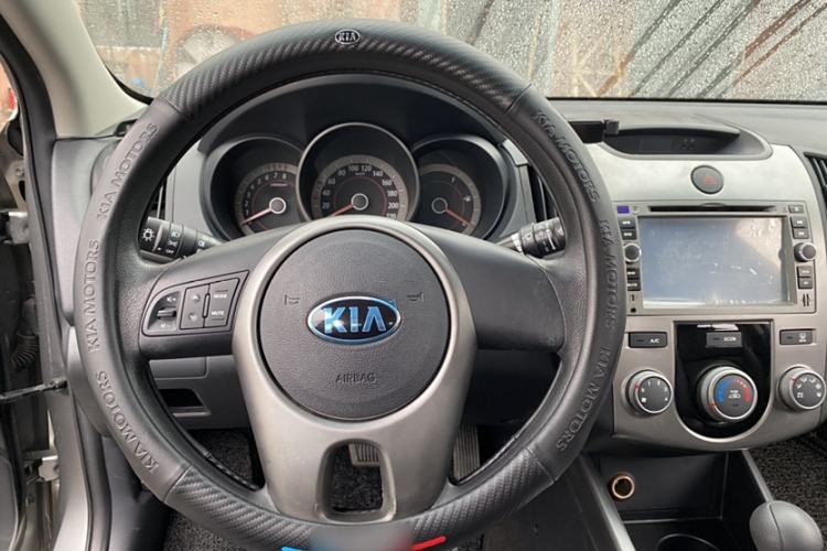 Used Kia Forte 2012 1.6L AT GL Commemorative Edition Steering Wheel