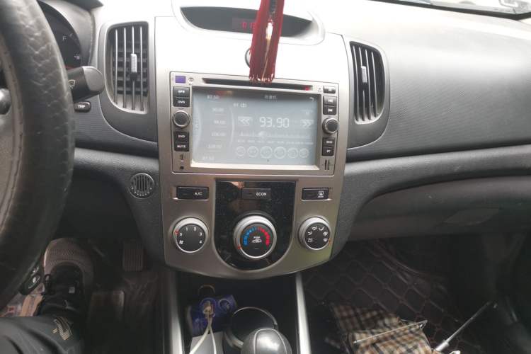Used Kia Forte 2012 1.6L AT GL Commemorative Edition Audio And AC Panel