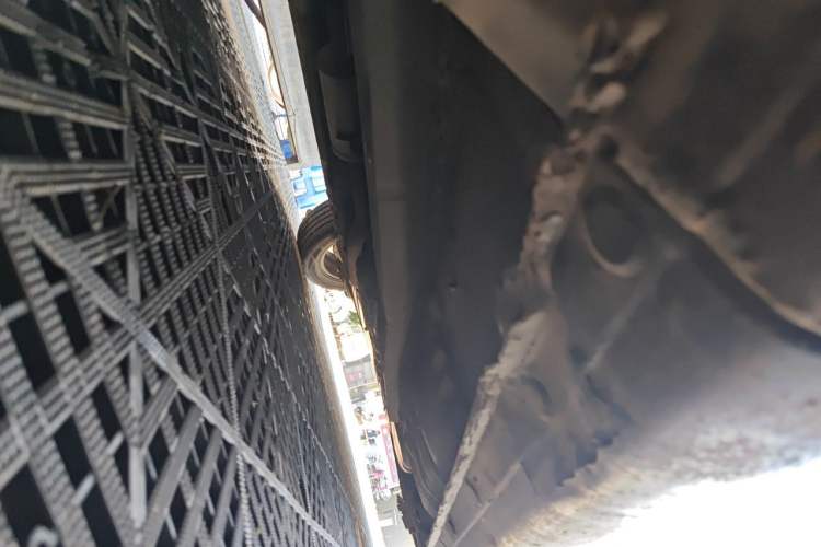Used Kia Forte 2012 1.6L MT GLS Commemorative Edition Chassis Front Left
