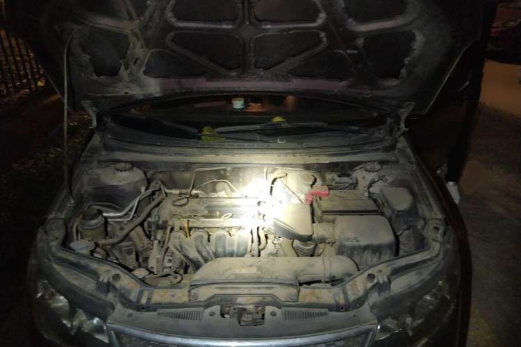 Used Kia Forte 2012 1.6L MT GL Commemorative Edition Engine Bay