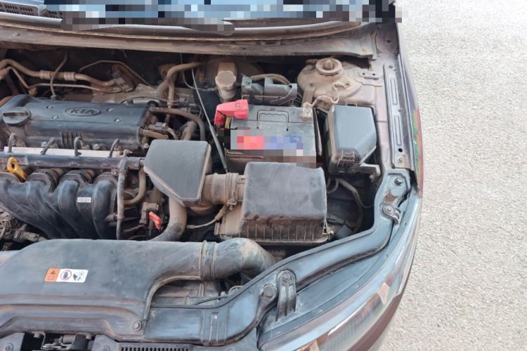 Used Kia Forte 2012 1.6L AT Premium Commemorative Edition Engine Bay Left