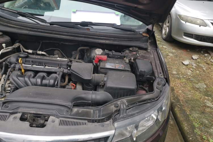 Used Kia Forte 2012 1.6L AT GL Commemorative Edition Engine Bay Left