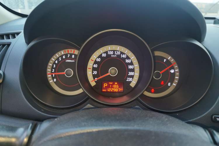 Used Kia Forte 2012 1.6L AT GL Commemorative Edition Instrument Cluster
