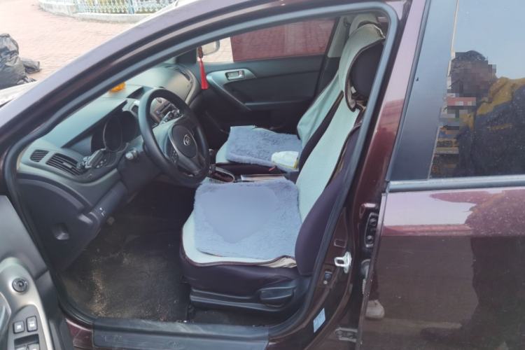 Used Kia Forte 2012 1.6L AT GL Commemorative Edition Left Front Seat