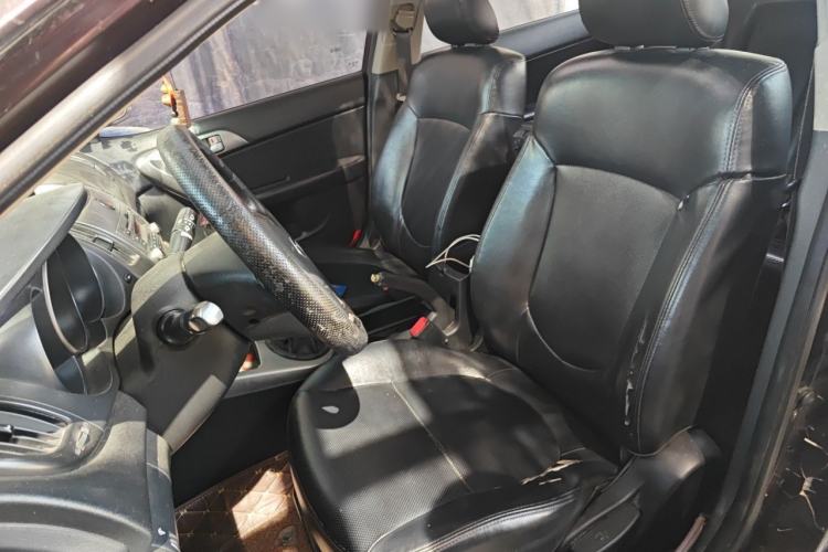 Used Kia Forte 2012 1.6L MT GLS Commemorative Edition Left Front Seat