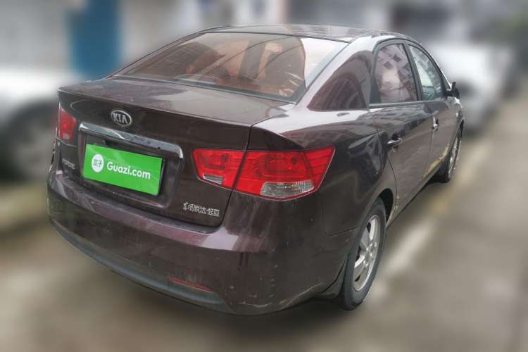 Used Kia Forte 2012 1.6L AT GL Commemorative Edition Rear Right 45 Deg
