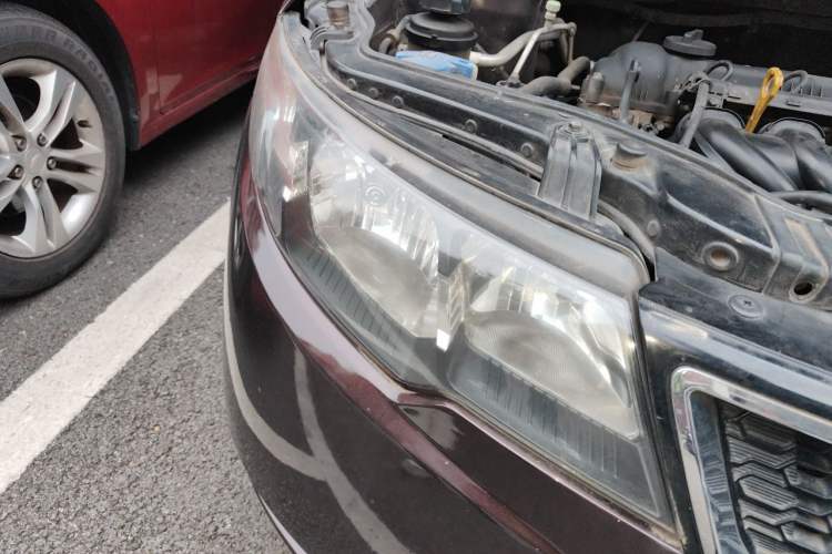 Used Kia Forte 2012 1.6L AT Premium Commemorative Edition Right Front Headlight