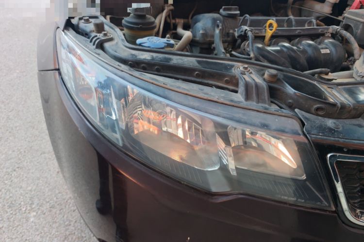 Used Kia Forte 2012 1.6L AT Premium Commemorative Edition Right Front Headlight