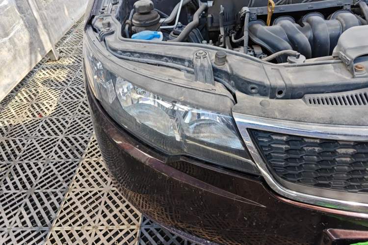 Used Kia Forte 2012 1.6L MT GLS Commemorative Edition Right Front Headlight