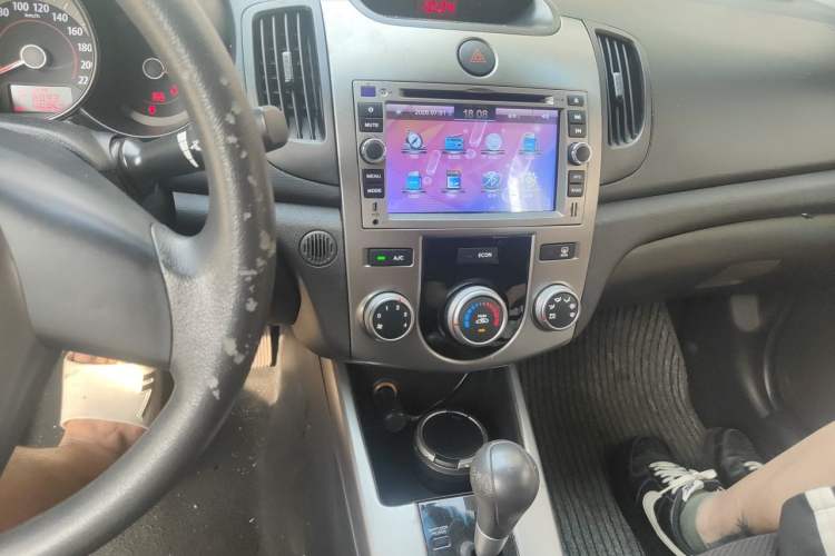 Used Kia Forte 2012 1.6L AT GL Commemorative Edition Audio And AC Panel