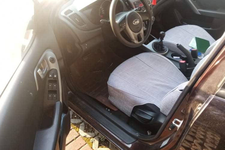 Used Kia Forte 2012 1.6L MT GL Commemorative Edition Driver Seat