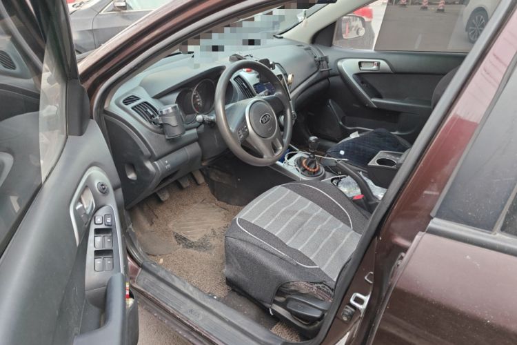 Used Kia Forte 2012 1.6L MT GL Commemorative Edition Driver Seat