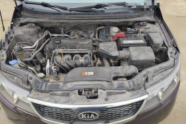 Used Kia Forte 2012 1.6L MT GL Commemorative Edition Engine Bay
