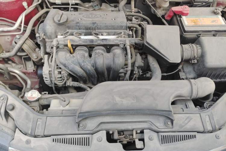 Used Kia Forte 2012 1.6L MT GL Commemorative Edition Engine Bay